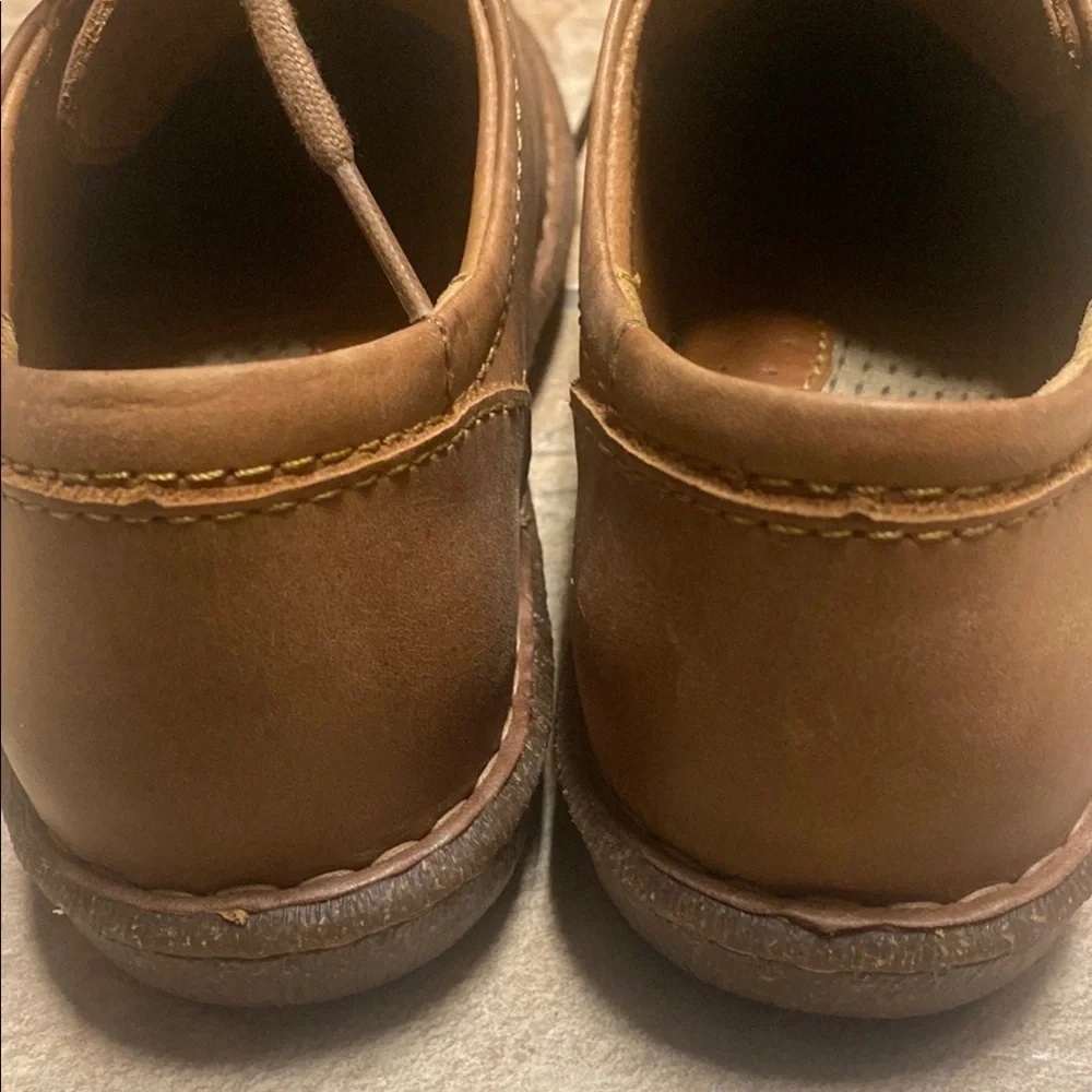 Born Brown Size 6 Leather Oxfords with Handcrafted Stitching Career Office